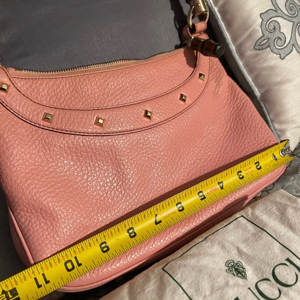 Authentic Pink Leather Gucci ANITA Handbag with Bamboo handle and bamboo zipper - Picture 4 of 17